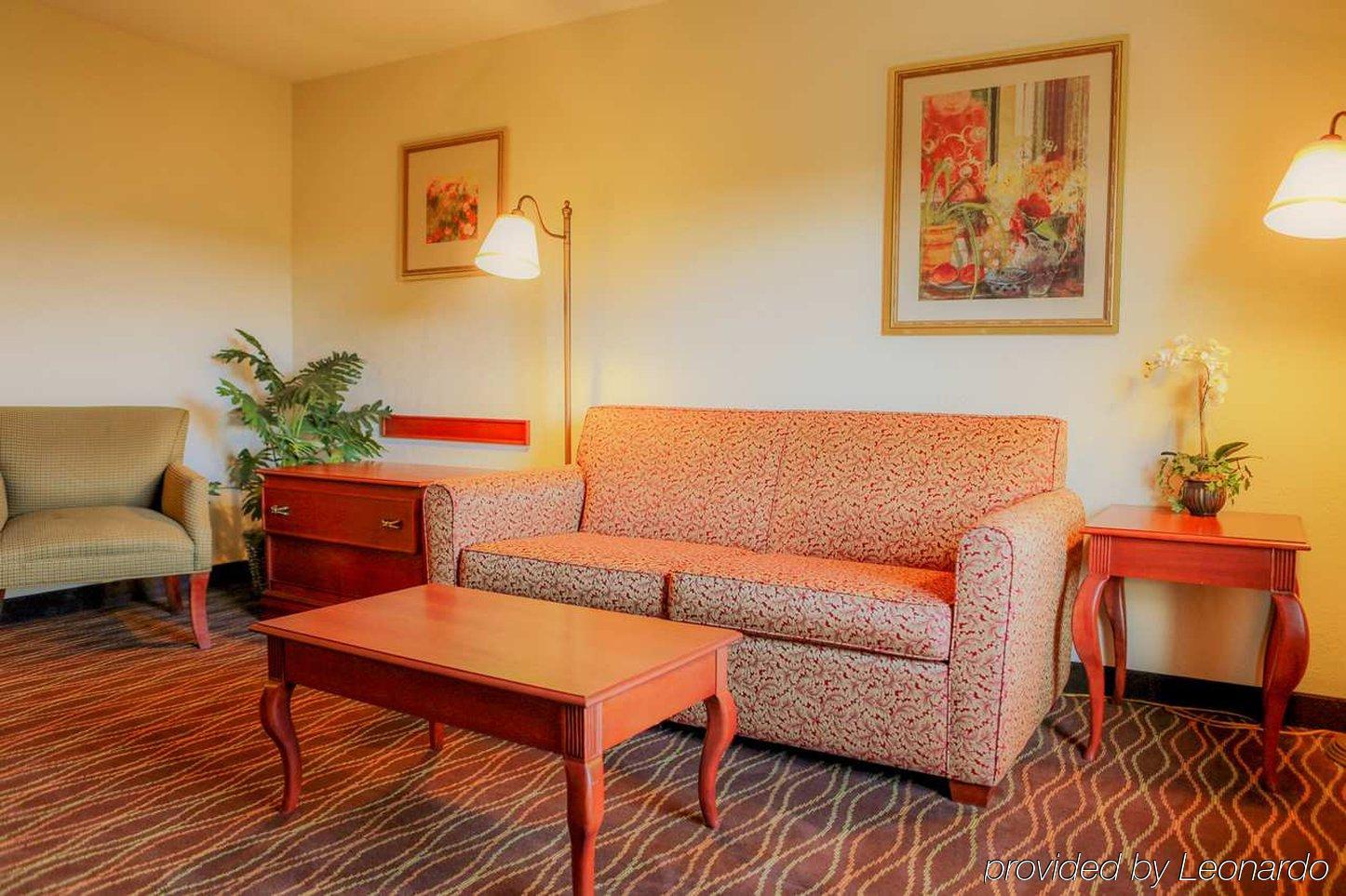 Hampton Inn & Suites Greenfield Ngoại thất bức ảnh
